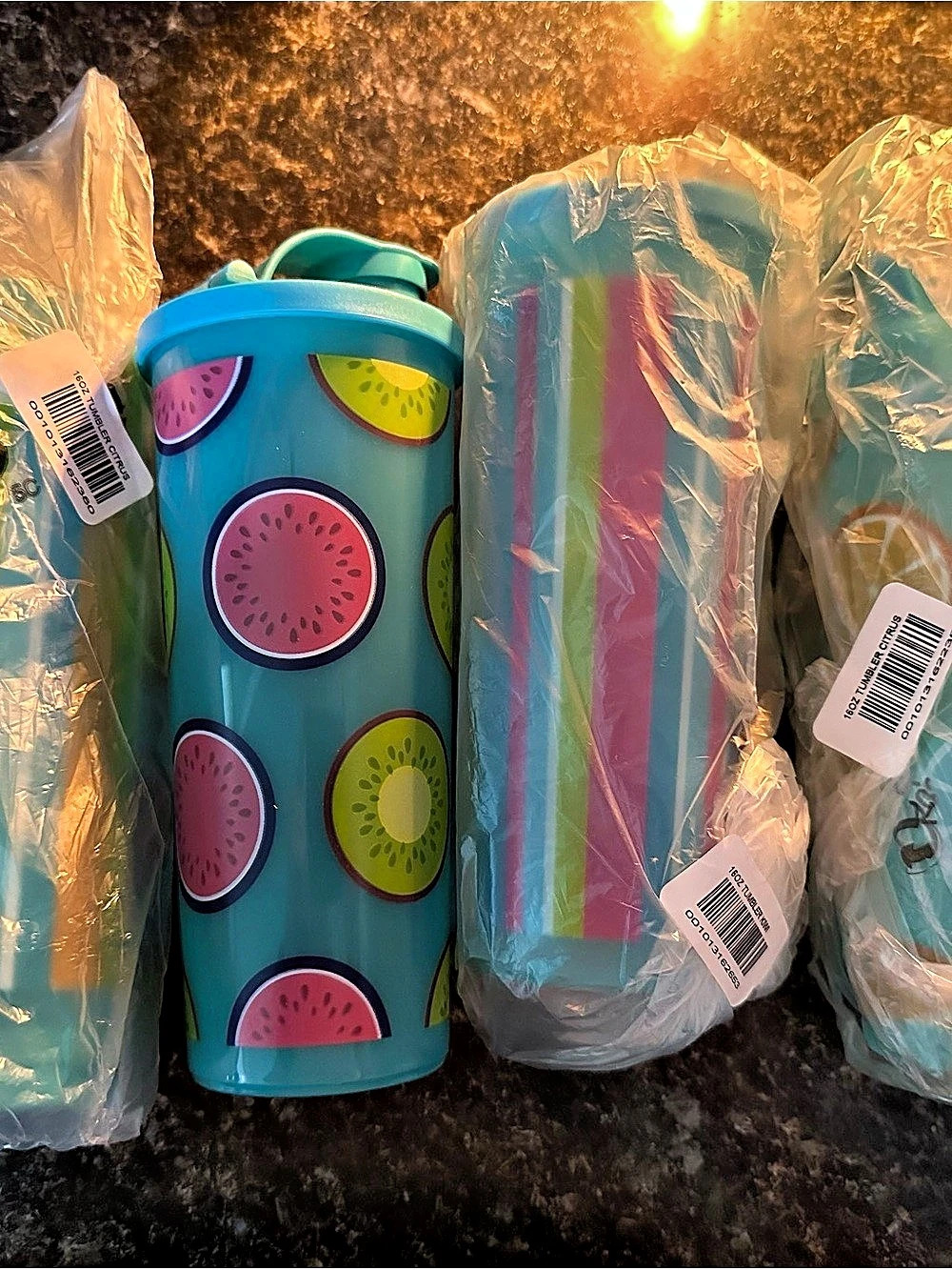 Tupperware Blue Pitcher New - Picture 7 of 8